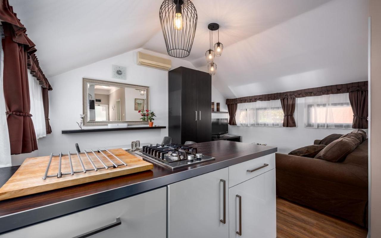 Apartament Katoro